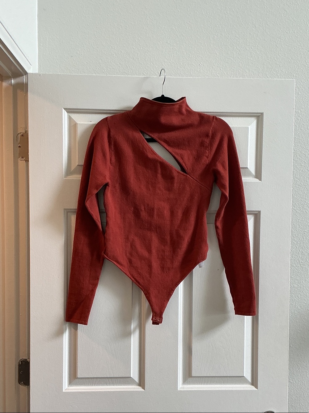 Good American Rust Red Long Sleeve Bodysuit with Asymmetrical Cutout